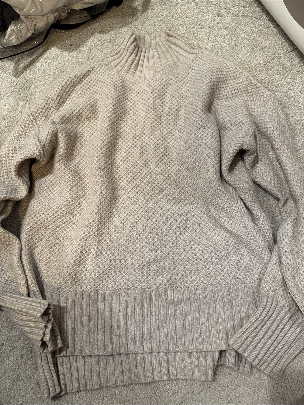Everlane recycled cashmere mock neck sweater